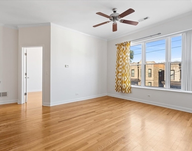 2712 N Kedzie Avenue - Photo Thumbnail 2