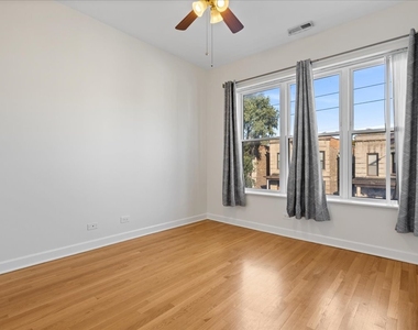 2712 N Kedzie Avenue - Photo Thumbnail 8