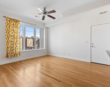 2712 N Kedzie Avenue - Photo Thumbnail 4