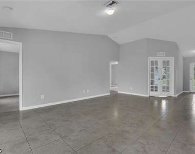 1736 Ne 1st Avenue - Photo Thumbnail 14