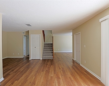12367 Woodrose Court - Photo Thumbnail 5