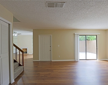 12367 Woodrose Court - Photo Thumbnail 7