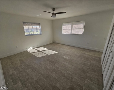 326 Palmetto Drive - Photo Thumbnail 6