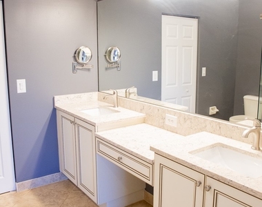 10324 Barberry Lane - Photo Thumbnail 12