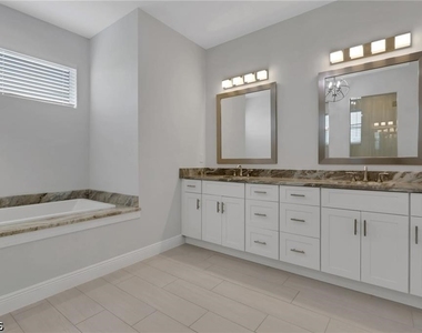 3818 Sw 17th Avenue - Photo Thumbnail 6