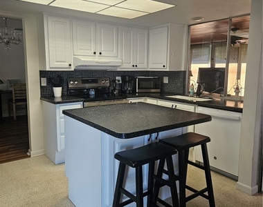 2248 Harvard Avenue - Photo Thumbnail 4