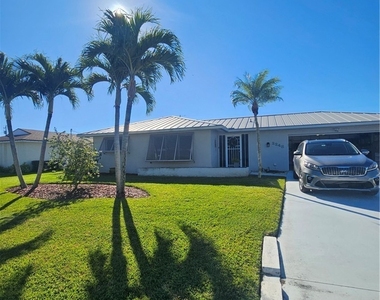 2248 Harvard Avenue - Photo Thumbnail 2