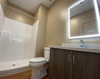 83 Hanover - Photo Thumbnail 24