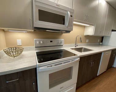 83 Hanover - Photo Thumbnail 20