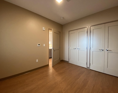 83 Hanover - Photo Thumbnail 39