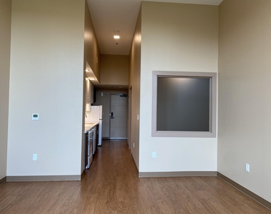 83 Hanover - Photo Thumbnail 33