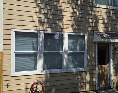 16215 Sandy Path - Photo Thumbnail 11