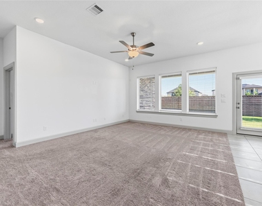 19914 Valentina Pointe Drive - Photo Thumbnail 28