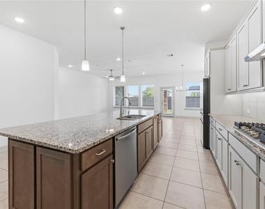 19914 Valentina Pointe Drive - Photo Thumbnail 26