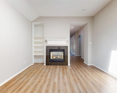 1214 Sand Pines - Photo Thumbnail 6