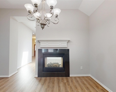 1214 Sand Pines - Photo Thumbnail 12