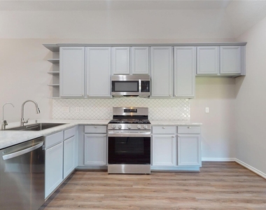 1214 Sand Pines - Photo Thumbnail 14