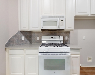 1214 Sand Pines - Photo Thumbnail 29