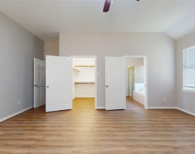 1214 Sand Pines - Photo Thumbnail 20