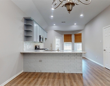 1214 Sand Pines - Photo Thumbnail 10