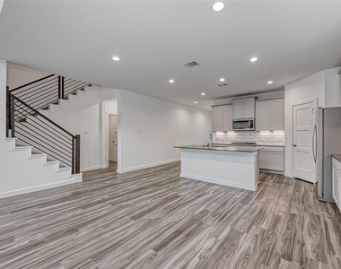 14315 Yellow Hawthorn Court - Photo Thumbnail 9