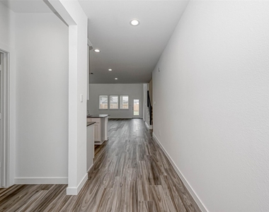 14315 Yellow Hawthorn Court - Photo Thumbnail 3