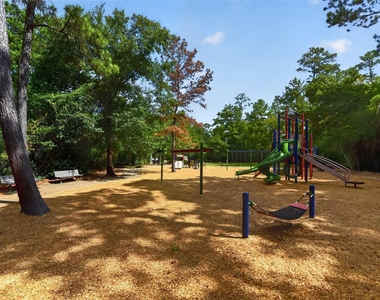 3 W Archwyck Circle - Photo Thumbnail 32