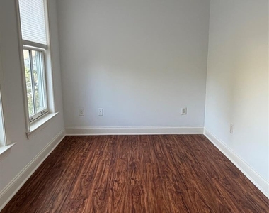 90 Park - Photo Thumbnail 6