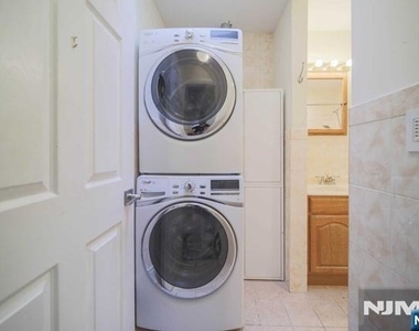 322 Hickory - Photo Thumbnail 15