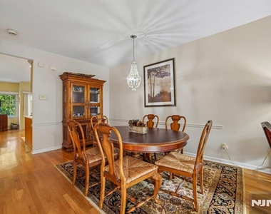 116 Stonegate - Photo Thumbnail 4