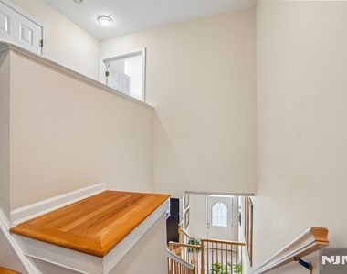 116 Stonegate - Photo Thumbnail 20