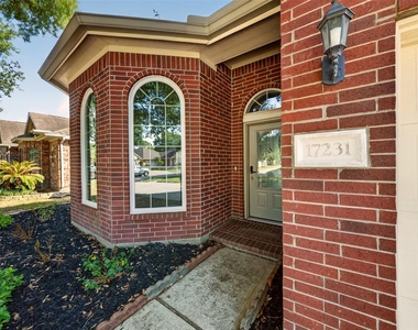 17231 Sheffield Bend Dr - Photo Thumbnail 3