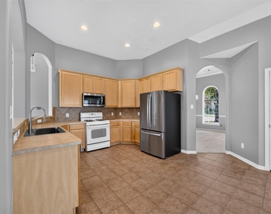 17231 Sheffield Bend Dr - Photo Thumbnail 10