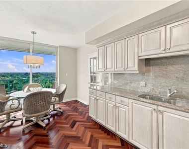 7515 Pelican Bay Boulevard - Photo Thumbnail 16