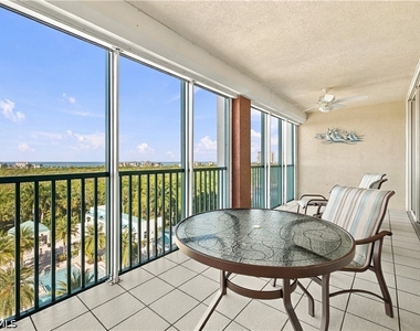 7515 Pelican Bay Boulevard - Photo Thumbnail 9