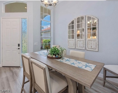 8556 Pepper Tree Way - Photo Thumbnail 12