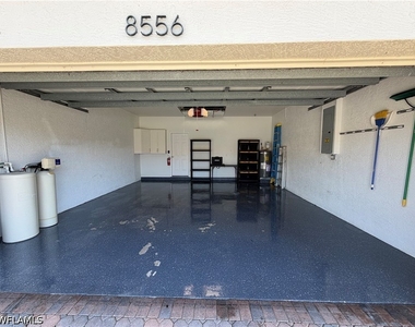 8556 Pepper Tree Way - Photo Thumbnail 28