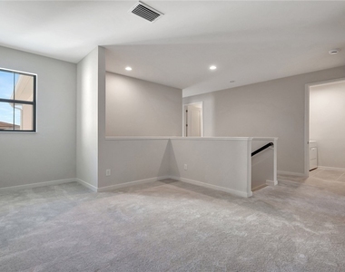12965 Pembroke Drive - Photo Thumbnail 15