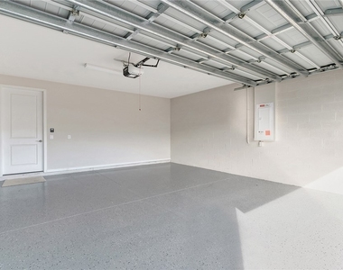 12965 Pembroke Drive - Photo Thumbnail 25