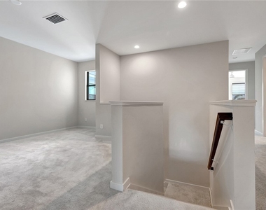 12965 Pembroke Drive - Photo Thumbnail 14