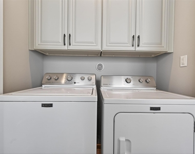 1429 W 21st Street - Photo Thumbnail 23
