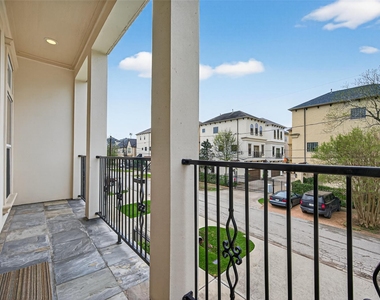 1429 W 21st Street - Photo Thumbnail 7