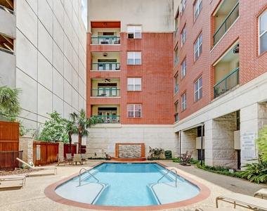 300 St Joseph Parkway - Photo Thumbnail 24