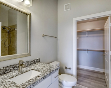 300 St Joseph Parkway - Photo Thumbnail 14