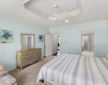 5611 Garden Point Drive - Photo Thumbnail 28