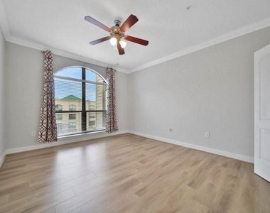 2299 Lone Star Drive - Photo Thumbnail 18