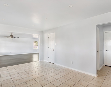 639 Trail Springs Court - Photo Thumbnail 14