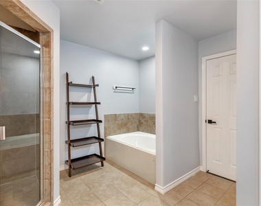 639 Trail Springs Court - Photo Thumbnail 24