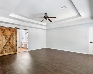 639 Trail Springs Court - Photo Thumbnail 20