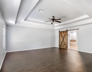 639 Trail Springs Court - Photo Thumbnail 19